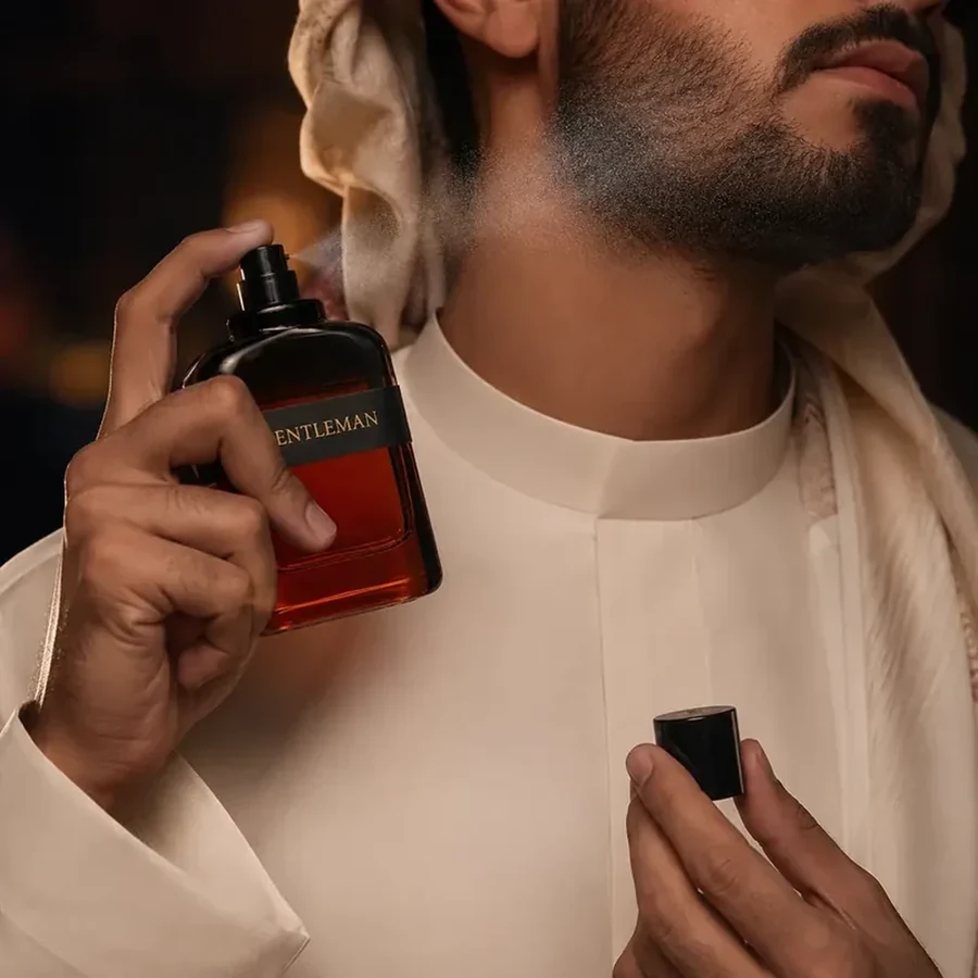 طريقة استخدام عطر جنتلمان